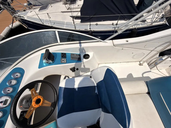 thumb_092040-bayliner-2858-ciera