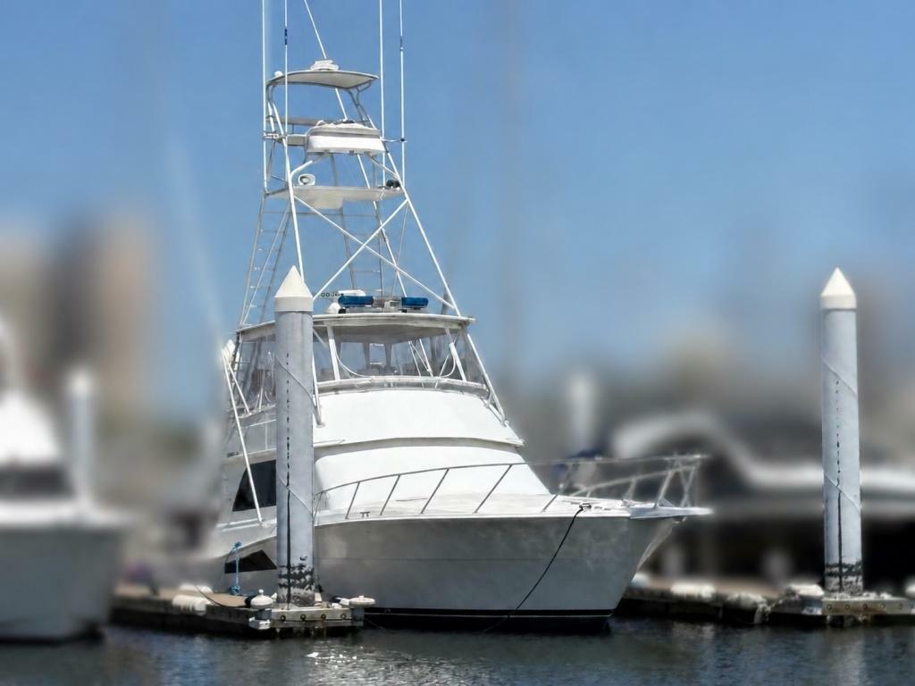 banner_092070-viking-47-convertible