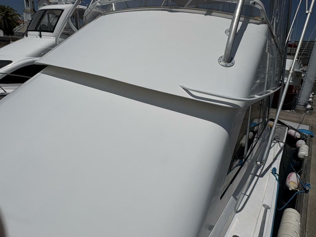 banner_092070-viking-47-convertible