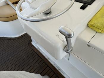 thumb_092070-viking-47-convertible