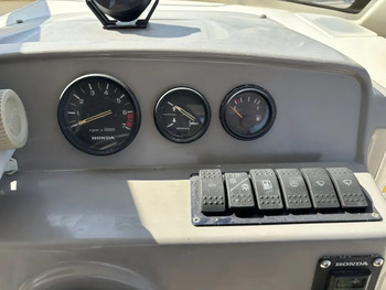 thumb_092074-nissan-suncruise-22