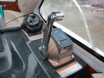 thumb_092137-nissan-sebrie-28
