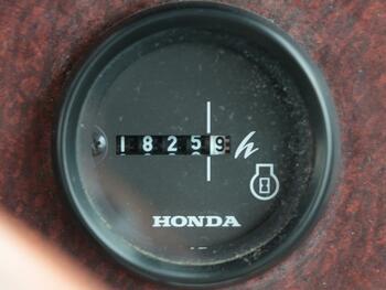 thumb_092137-nissan-sebrie-28