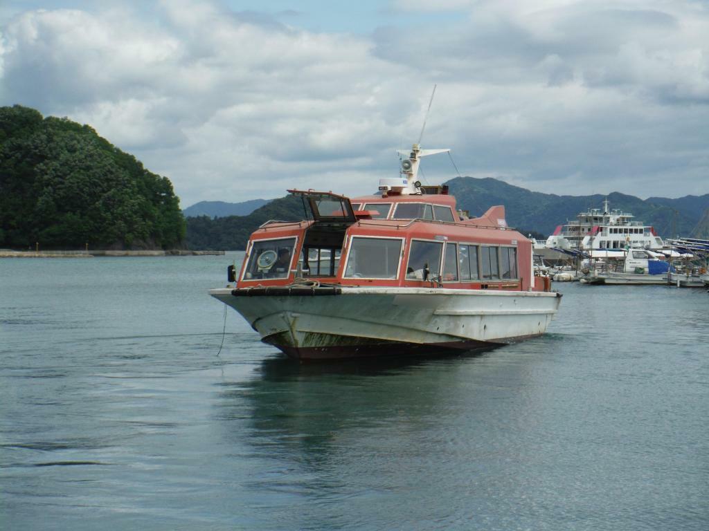 banner_092187-new-japan-marine-passenger-boat