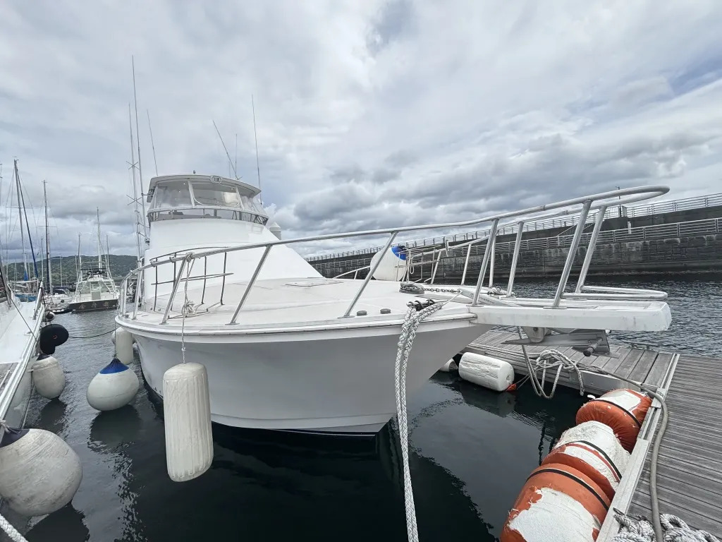 banner_092194-cabo-47-flybridge-fs
