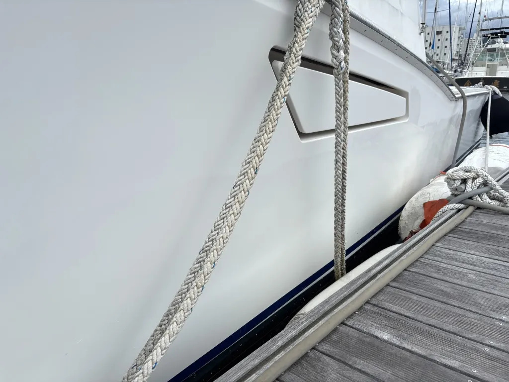 banner_092194-cabo-47-flybridge-fs