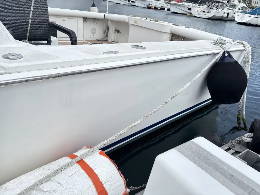 banner_092194-cabo-47-flybridge-fs