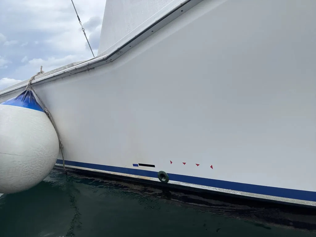 banner_092194-cabo-47-flybridge-fs
