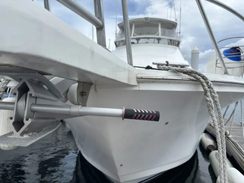 thumb_092194-cabo-47-flybridge-fs
