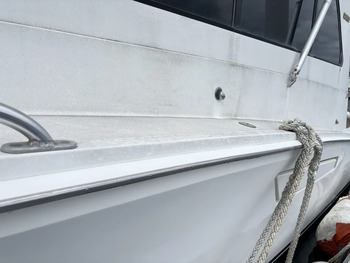 thumb_092194-cabo-47-flybridge-fs
