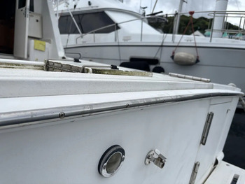 thumb_092194-cabo-47-flybridge-fs