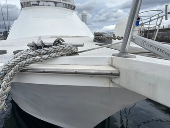 thumb_092194-cabo-47-flybridge-fs