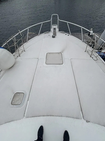 thumb_092194-cabo-47-flybridge-fs