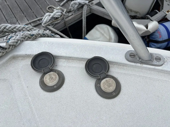 thumb_092194-cabo-47-flybridge-fs