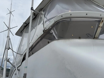 thumb_092194-cabo-47-flybridge-fs