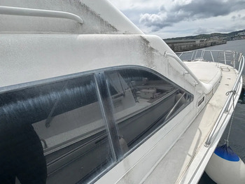 thumb_092194-cabo-47-flybridge-fs