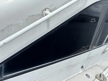 thumb_092194-cabo-47-flybridge-fs