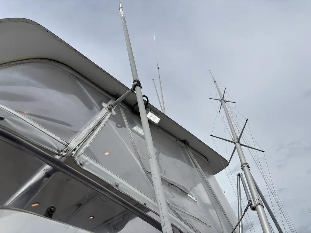 banner_092194-cabo-47-flybridge-fs