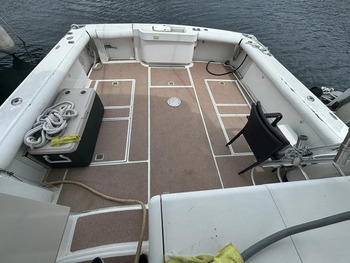thumb_092194-cabo-47-flybridge-fs