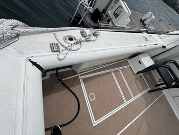 thumb_092194-cabo-47-flybridge-fs