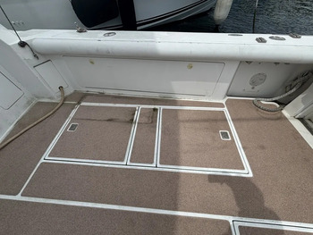 thumb_092194-cabo-47-flybridge-fs