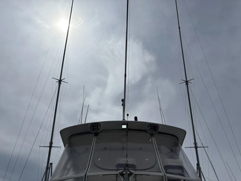 thumb_092194-cabo-47-flybridge-fs