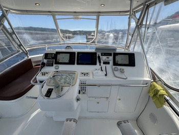 thumb_092194-cabo-47-flybridge-fs