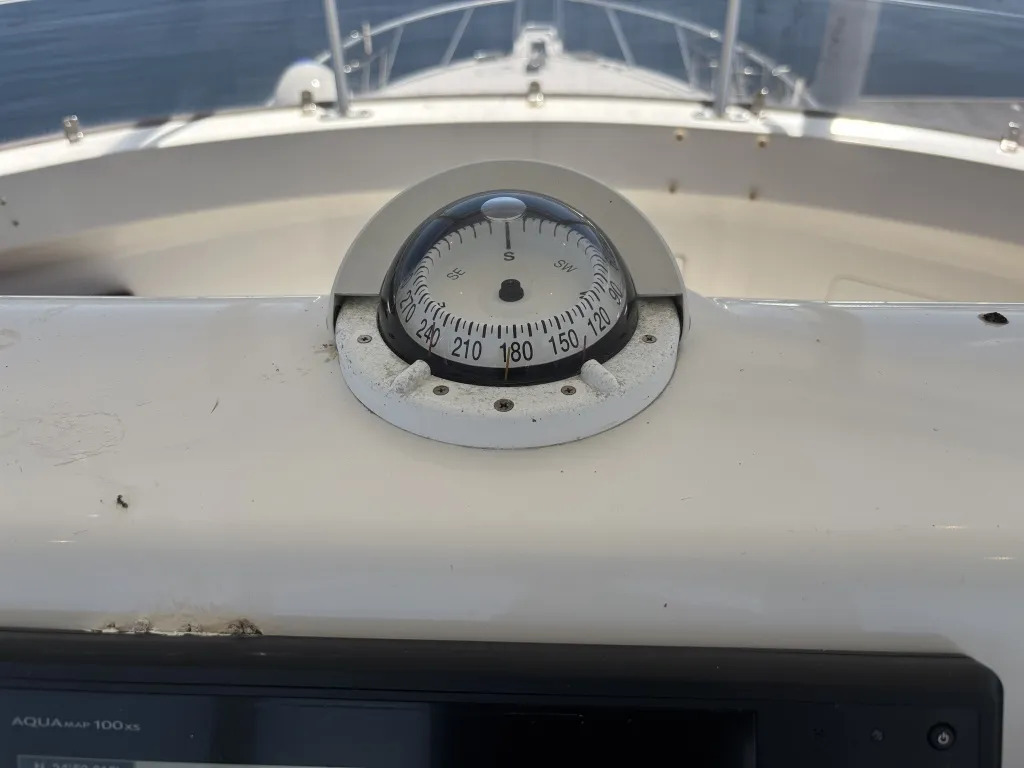 banner_092194-cabo-47-flybridge-fs