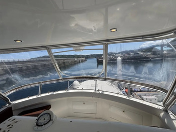 thumb_092194-cabo-47-flybridge-fs