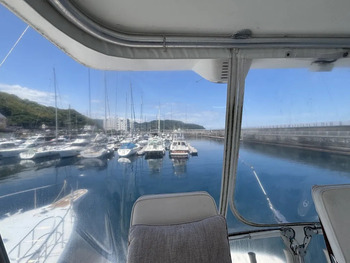 thumb_092194-cabo-47-flybridge-fs