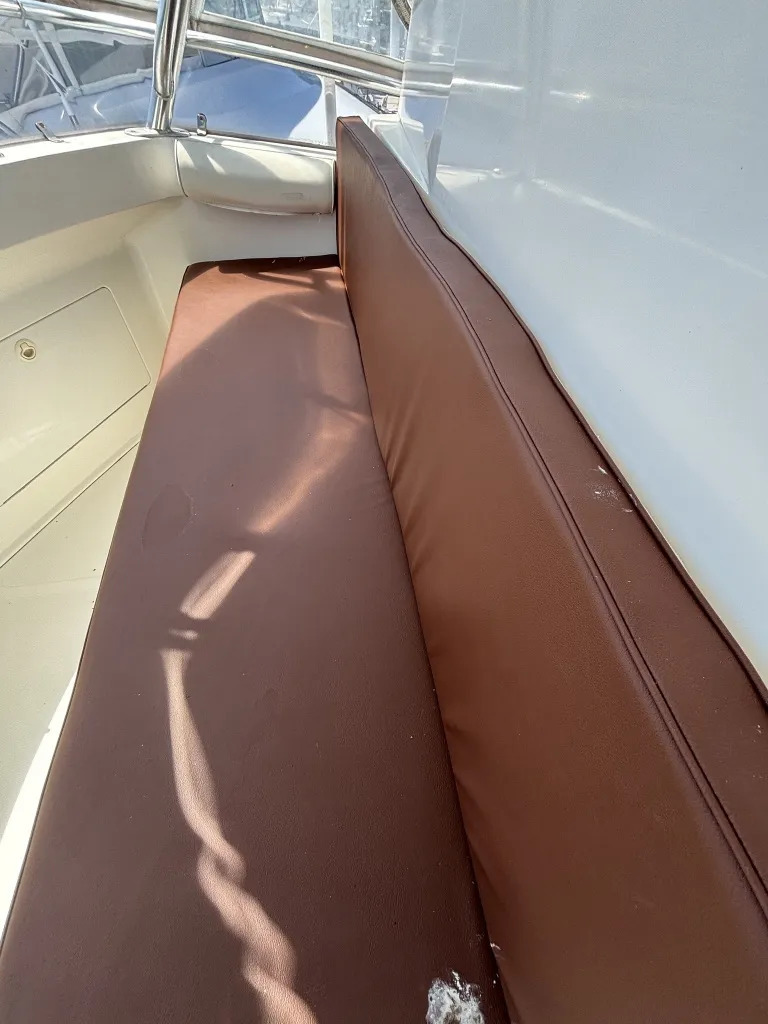 banner_092194-cabo-47-flybridge-fs