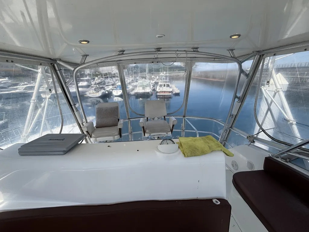 banner_092194-cabo-47-flybridge-fs