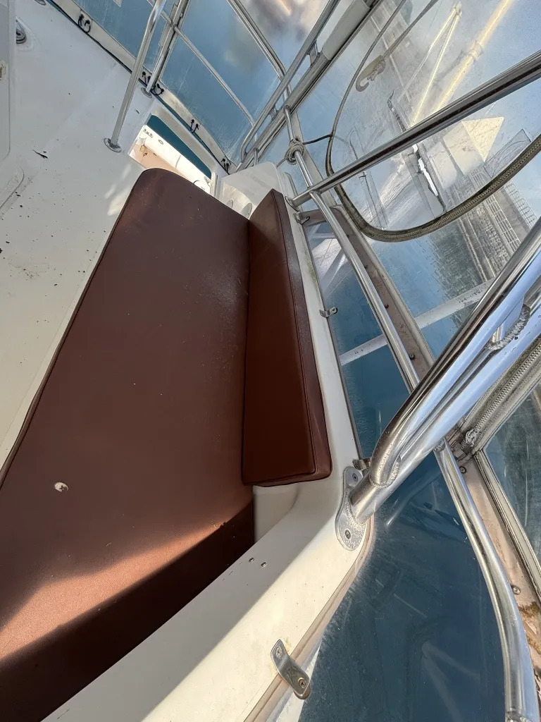 banner_092194-cabo-47-flybridge-fs