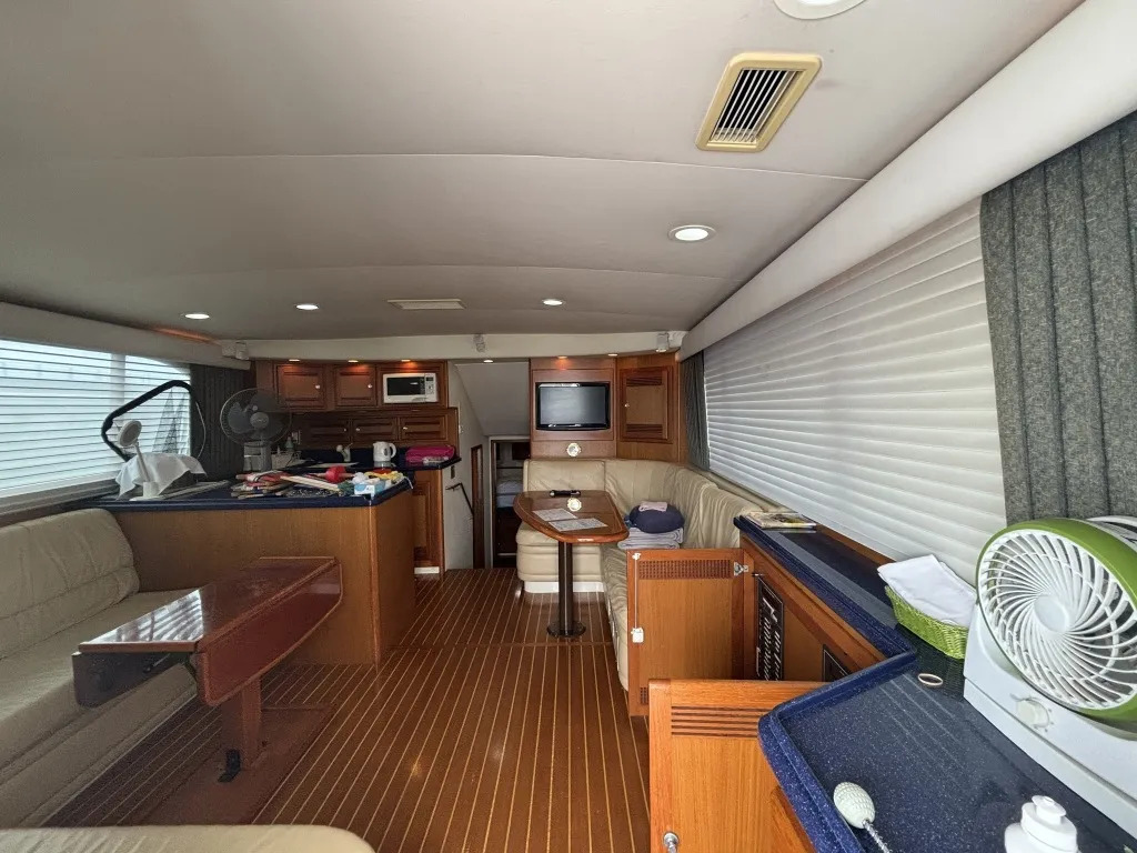 banner_092194-cabo-47-flybridge-fs
