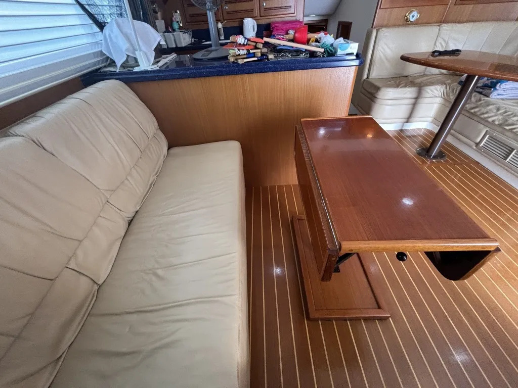 banner_092194-cabo-47-flybridge-fs