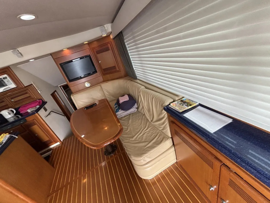 banner_092194-cabo-47-flybridge-fs