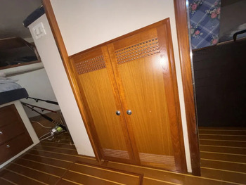 thumb_092194-cabo-47-flybridge-fs