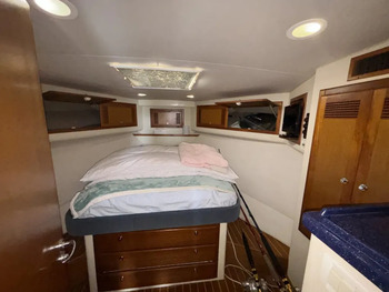 thumb_092194-cabo-47-flybridge-fs