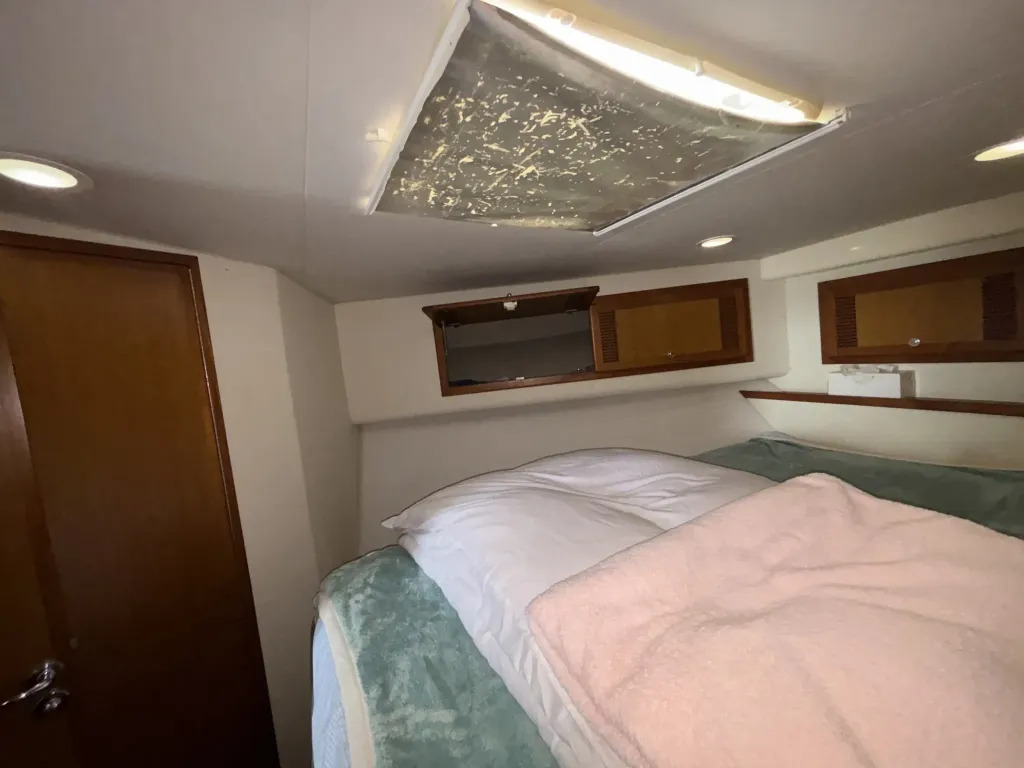 banner_092194-cabo-47-flybridge-fs