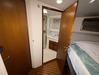 thumb_092194-cabo-47-flybridge-fs