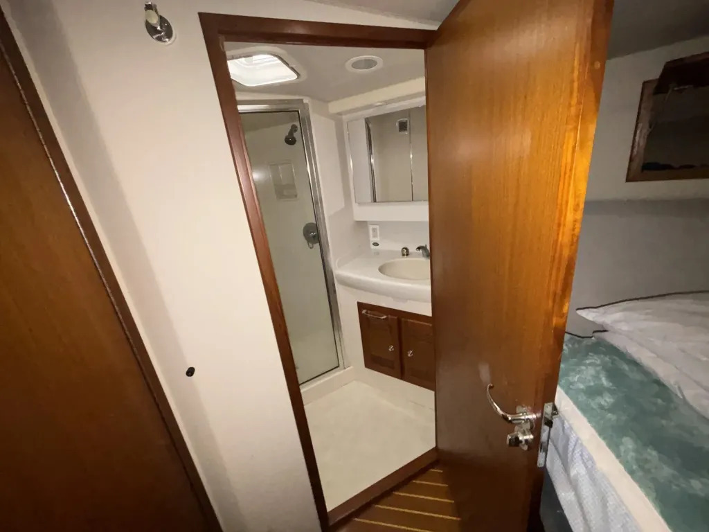 banner_092194-cabo-47-flybridge-fs