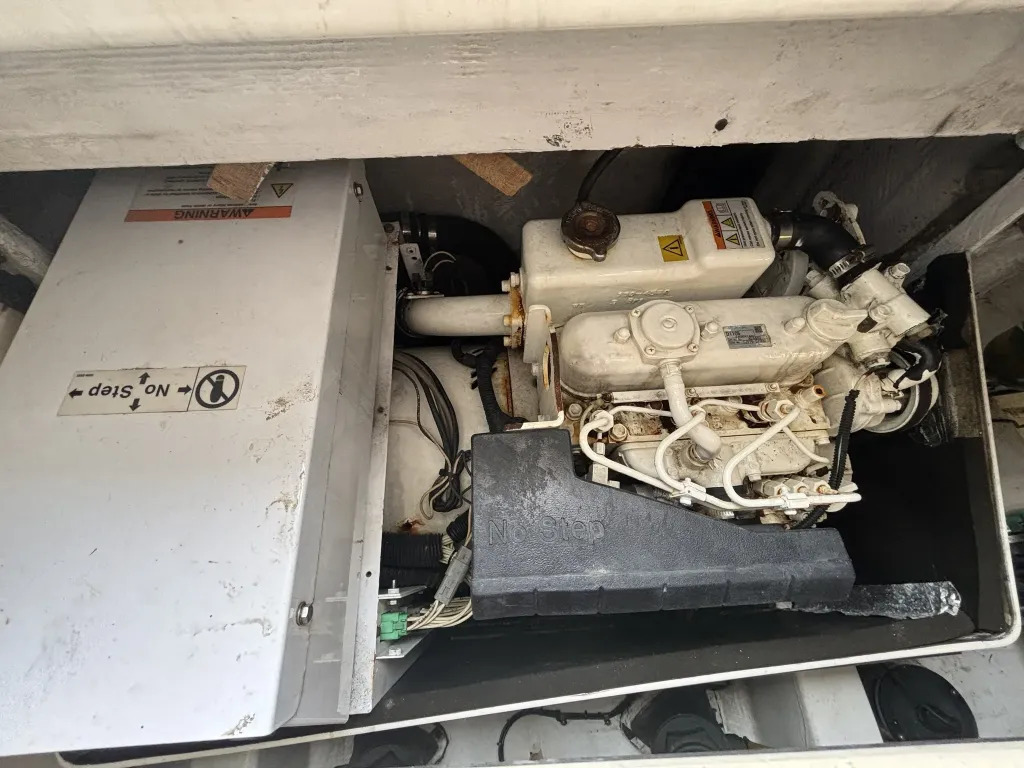 banner_092194-cabo-47-flybridge-fs