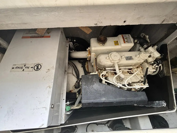 thumb_092194-cabo-47-flybridge-fs