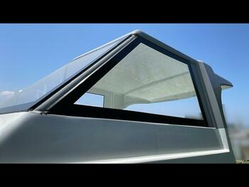 thumb_092214-yanmar-zg37