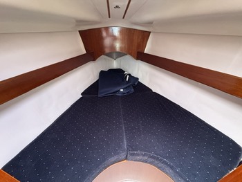 thumb_092511-beneteau-oceanis-300-cu