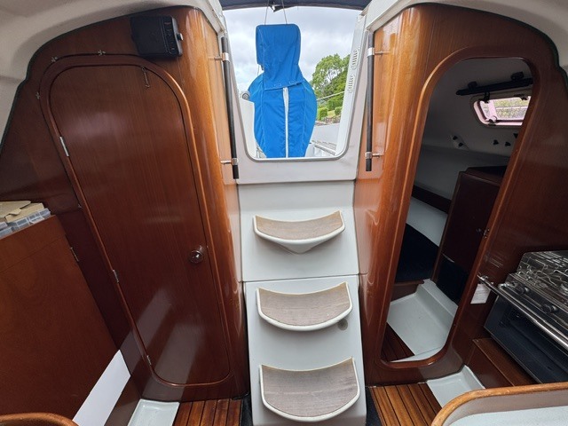banner_092511-beneteau-oceanis-300-cu
