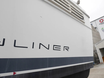 thumb_092519-bayliner-3288-ek