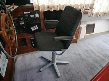 thumb_092519-bayliner-3288-ek