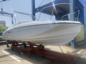 thumb_090510-yamaha-ax220