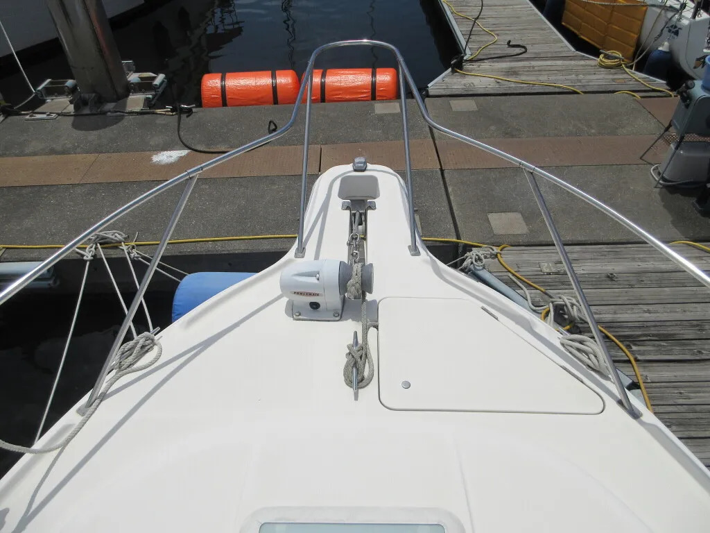 banner_092583-bayliner-288-cb